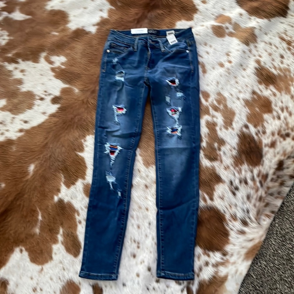 Judy Blue 3/26 skinny Serape distressed jeans